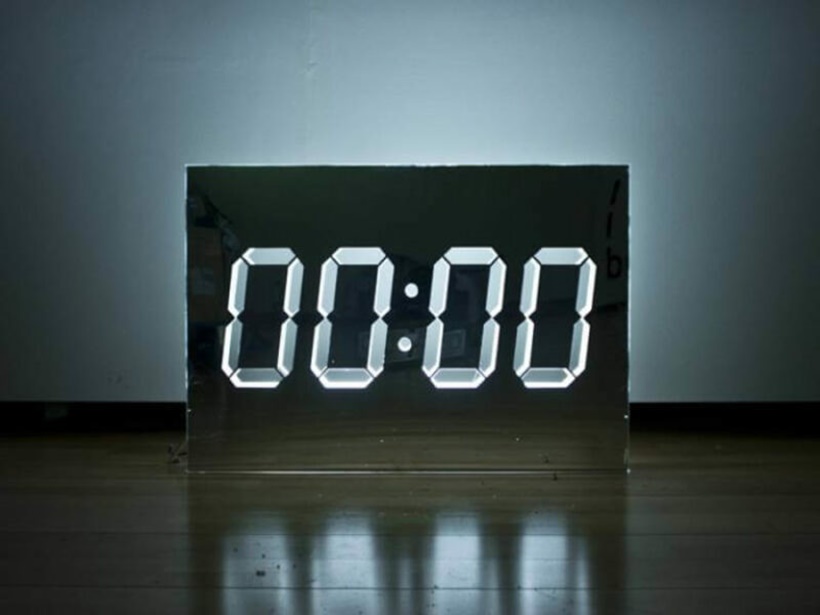 Значение «00:00» на часах в ангельской нумерологии