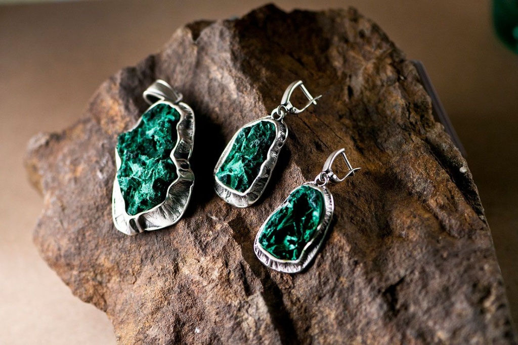 b_malachite.jpg